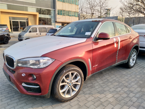 宝马X6销售电话：13389982878刘经理