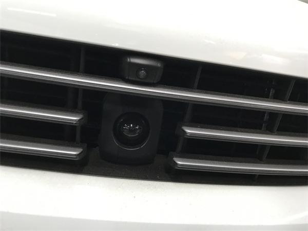 保时捷卡宴销售电话：13389982878刘经理