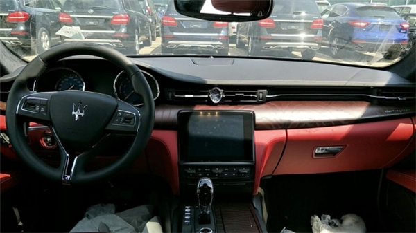 玛莎拉蒂总裁销售电话：13389982878刘经理