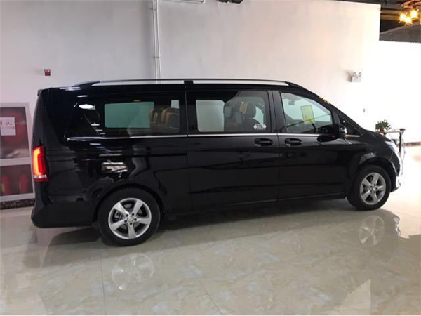 奔驰V250销售电话:133899982878刘经理 奔驰V250销售电话:133899982878刘经理