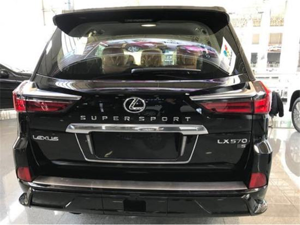 雷克萨斯LX570 7×24H销售热线：133-8998-2878刘经理（同微信）