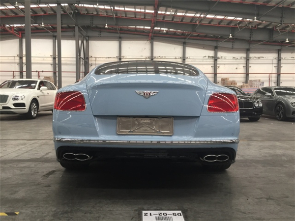 宾利欧陆GT销售电话：13389982878刘经理