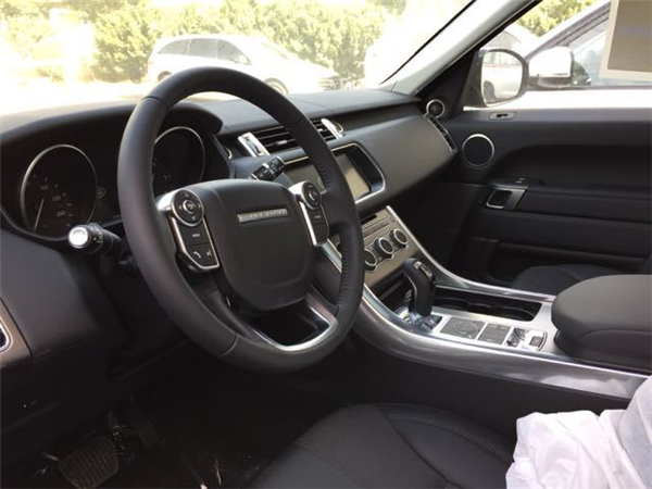 路虎揽胜运动销售电话：13389982878刘经理