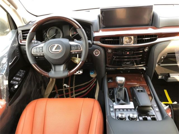 雷克萨斯LX570销售电话：13389982878刘经理