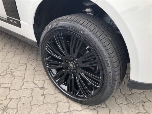 2018款路虎揽胜创世加长销售电话：13389982878刘经理