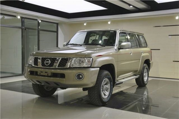 日产途乐Y61中东版销售电话：13312185430刘经理