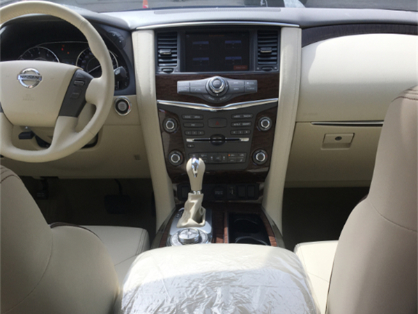 日产途乐销售电话:13389982878刘经理 cc2fa5710ef3328e.jpg