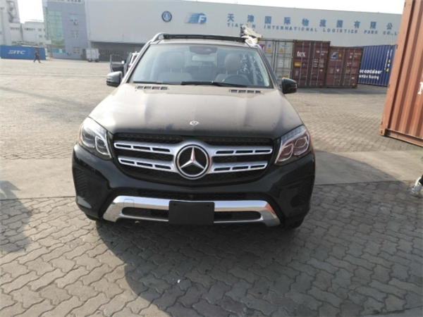 奔驰GLS450销售电话：13389982878刘经理