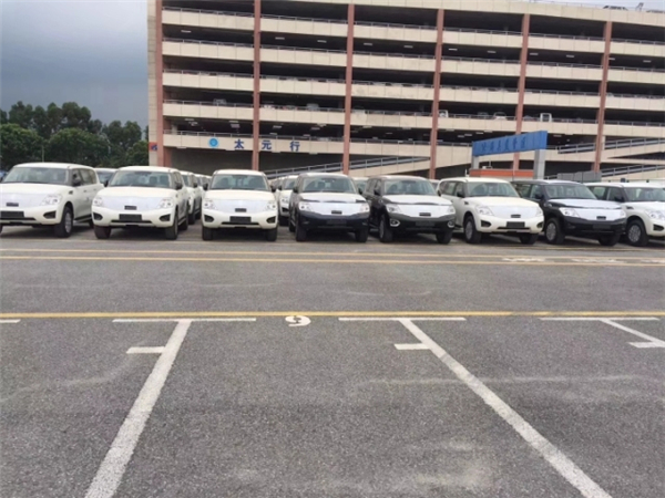 日产途乐销售电话：13312185430刘经理