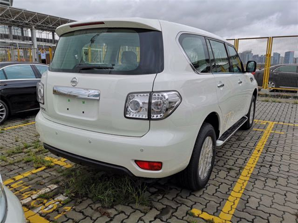 日产途乐销售电话：13389982878刘经理