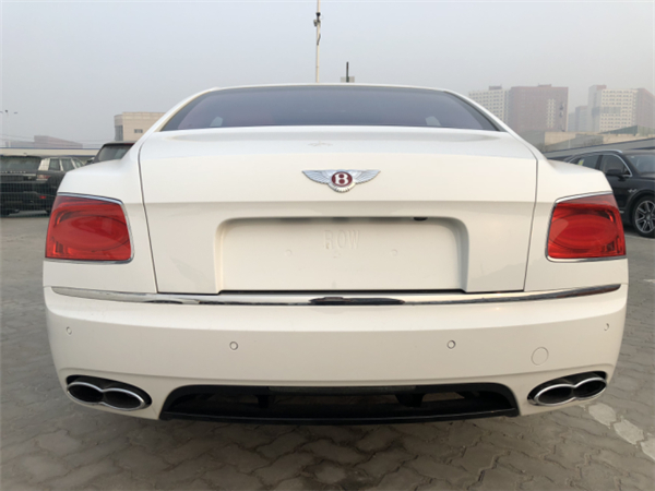 宾利飞驰销售电话：13389982878刘经理