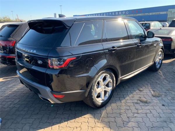 18款路虎揽胜运动销售电话：13389982878刘经理