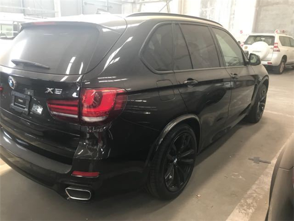 宝马X5销售电话：13389982878刘经理