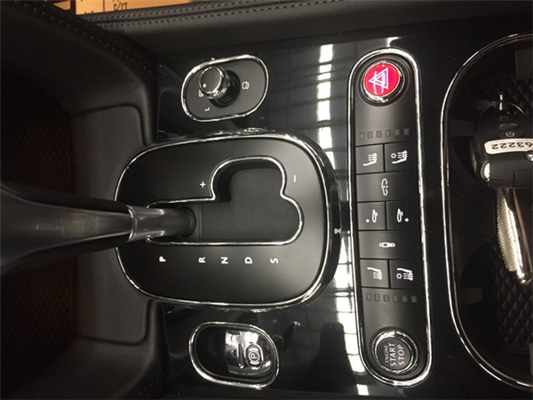 宾利欧陆GT销售电话：13389982878刘经理