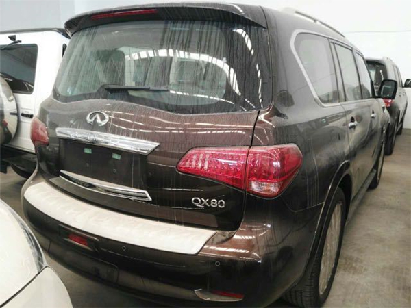 英菲尼迪QX80 7×24H销售热线：133-8998-2878刘经理（同微信）