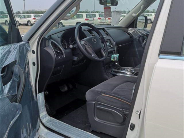 日产尼桑途乐Y62销售电话：13389982878刘经理