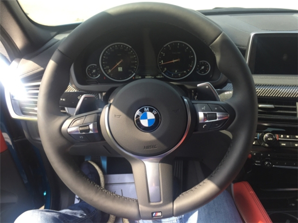 宝马X6销售电话：13389982878刘经理