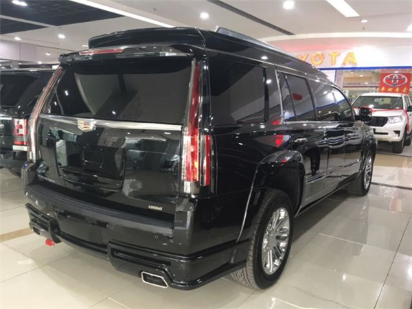 凯迪拉克总统一号销售电话：13389982878刘经理