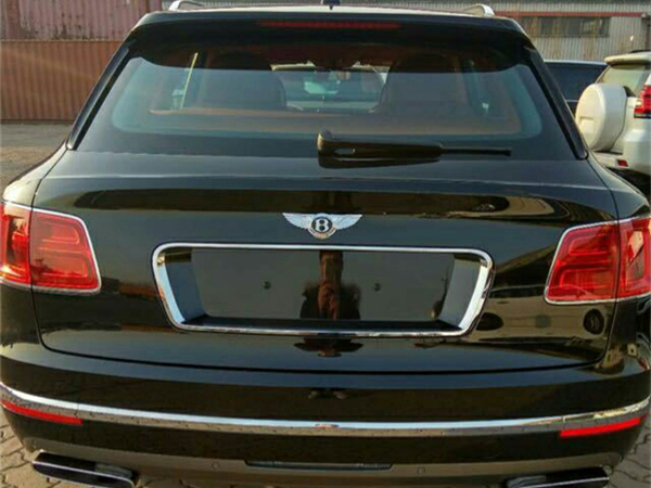 宾利添越销售电话：13389982878刘经理