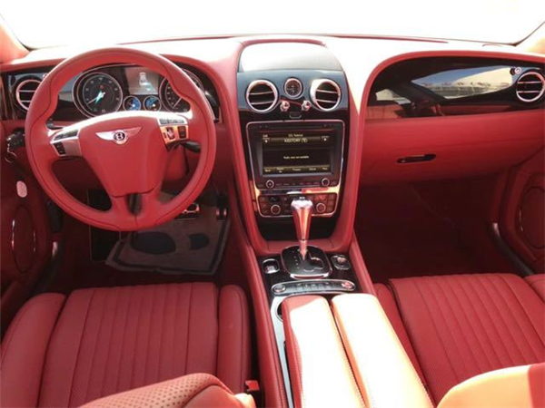 宾利飞驰4.0TV8S欧规版 7×24H销售热线：133-8998-2878刘经理（同微信）