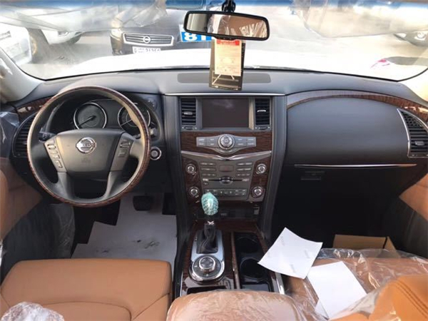 日产途乐销售电话：13389982878刘经理