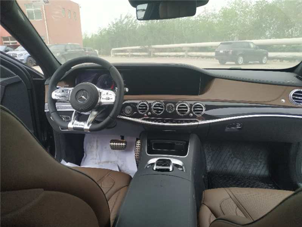 奔驰S63 AMG销售电话：13312185430刘经理