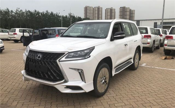 雷克萨斯LX570销售电话：13389982878刘经理