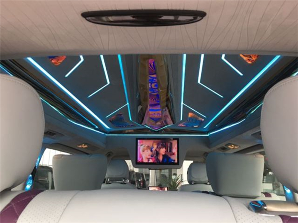 奔驰V250销售电话:13389982878刘经理 奔驰V250销售电话:13389982878刘经理