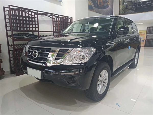 日产途乐Y62销售电话：13389982878刘经理