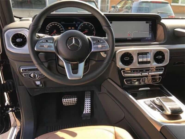 2019款奔驰G500销售电话：13389982878刘经理