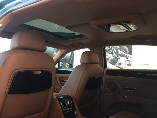 宾利飞驰销售电话：13389982878刘经理