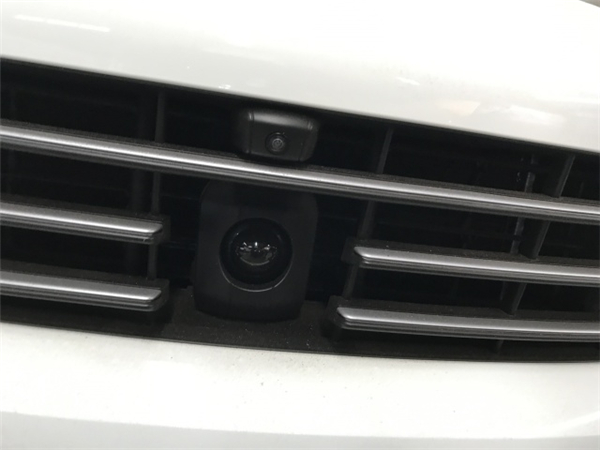 保时捷卡宴销售电话：13389982878刘经理