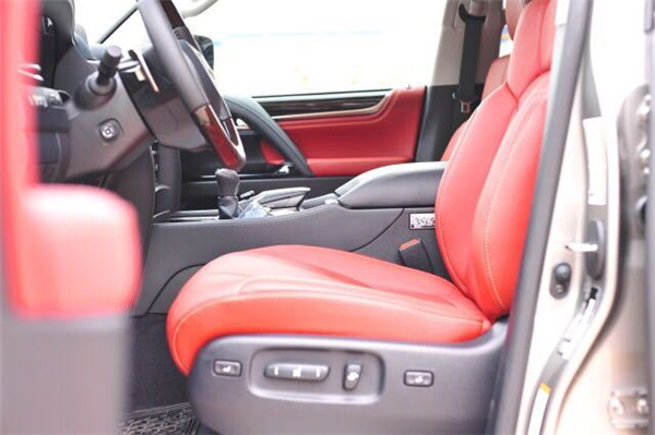 雷克萨斯LX570销售电话：13389982878刘经理