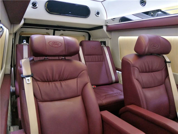 奔弛斯宾特高端商务房车奢华内饰解析