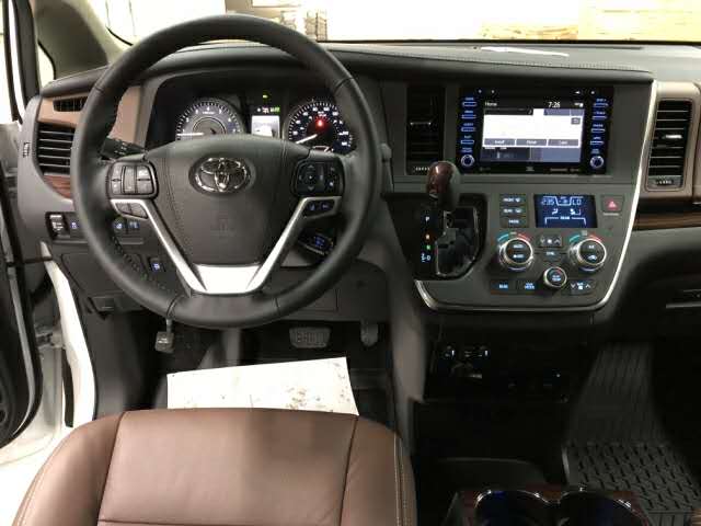 196bb55c906db8b2.jpg