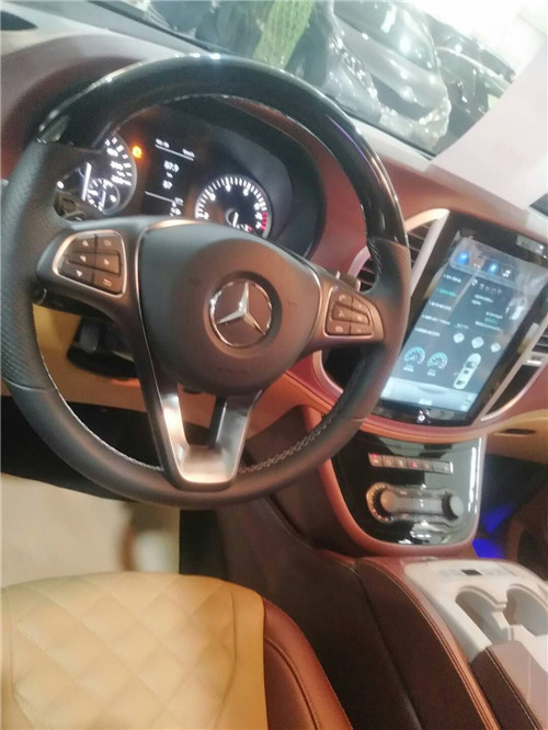 695c85d6ed59781d.jpg
