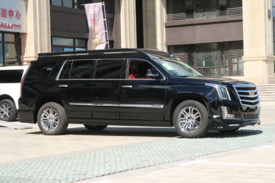 年初两台凯迪拉克总统一号下线数量奇缺