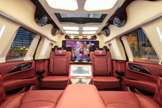 年初两台凯迪拉克总统一号下线数量奇缺