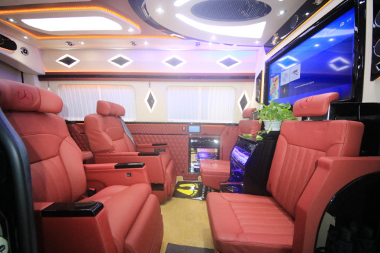 奔驰斯宾特房车