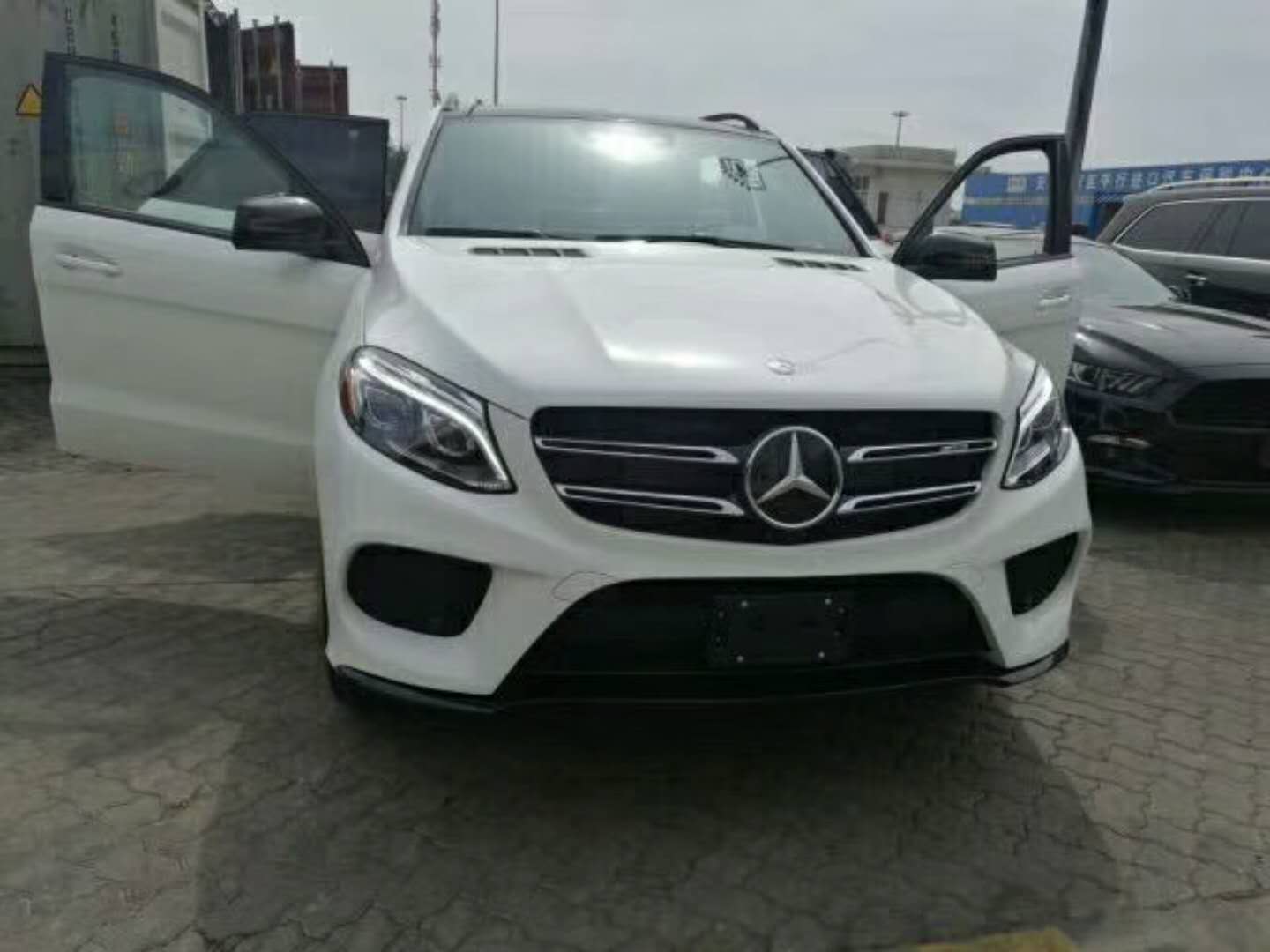 90309883e57bac28.jpg