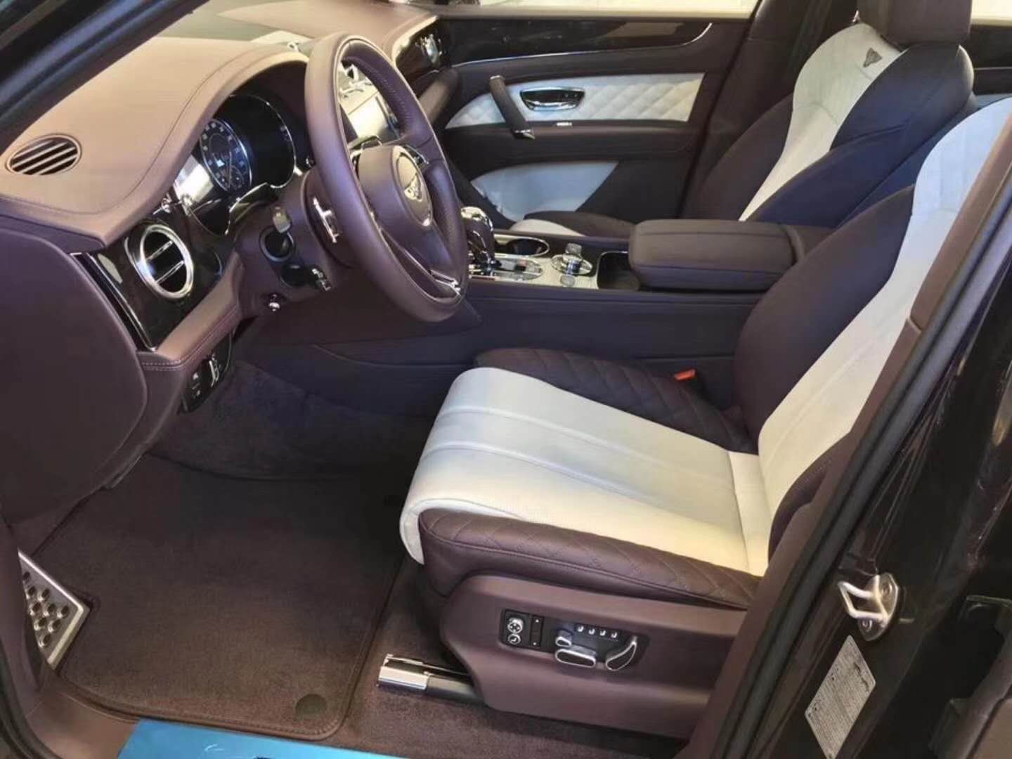 182f2ef70ec579d8.jpg