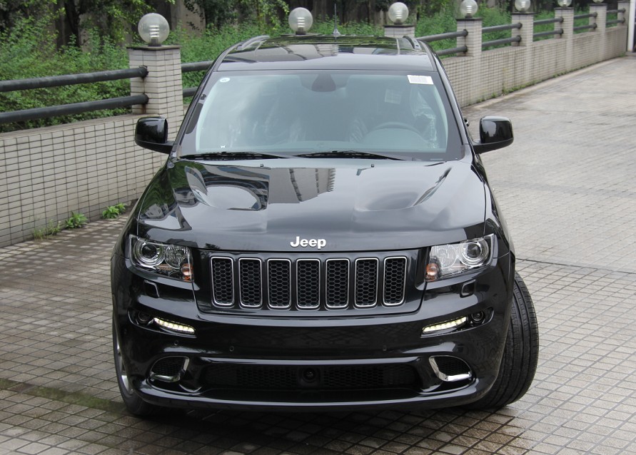 大切srt8登陆大连华菱联合-大连华菱联合汽车销