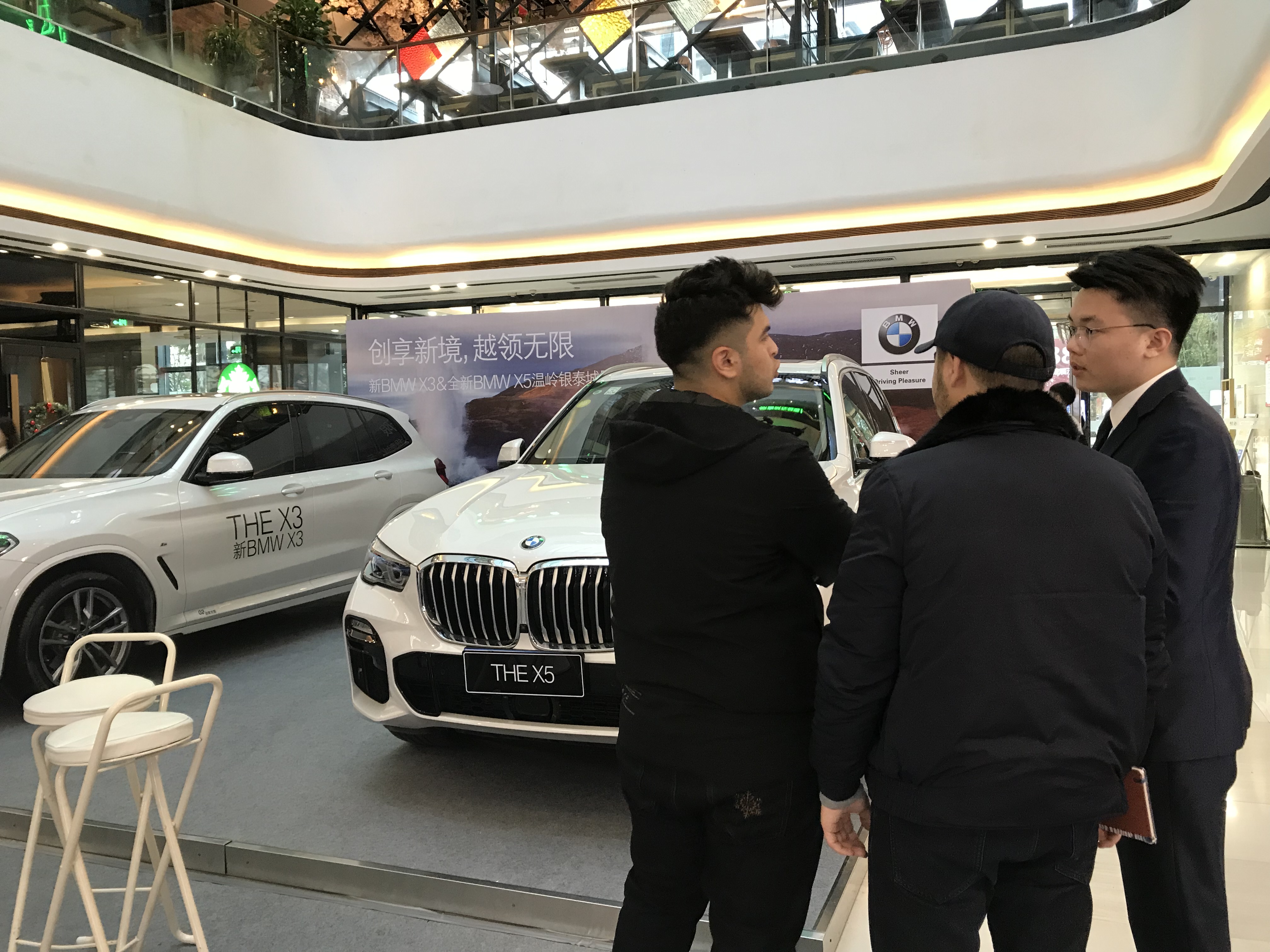 f14cff5cb670d73e.jpg