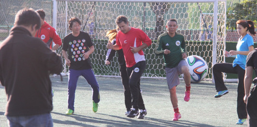 【江淮瑞风S5探访巴西一代神射手卡雷卡_泸州