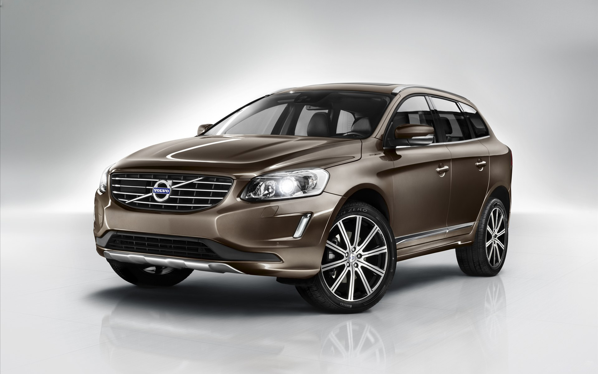 2015款沃尔沃xc60北京最低价格//*