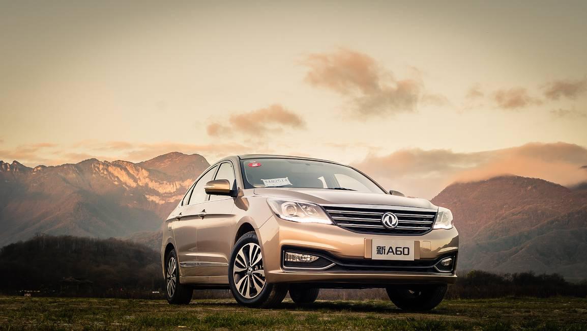 【新A60AX7两翼齐飞 风神单月产销双过万_濮