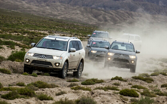 帕杰罗劲畅阿拉善英雄赴会的不二选择_【海南