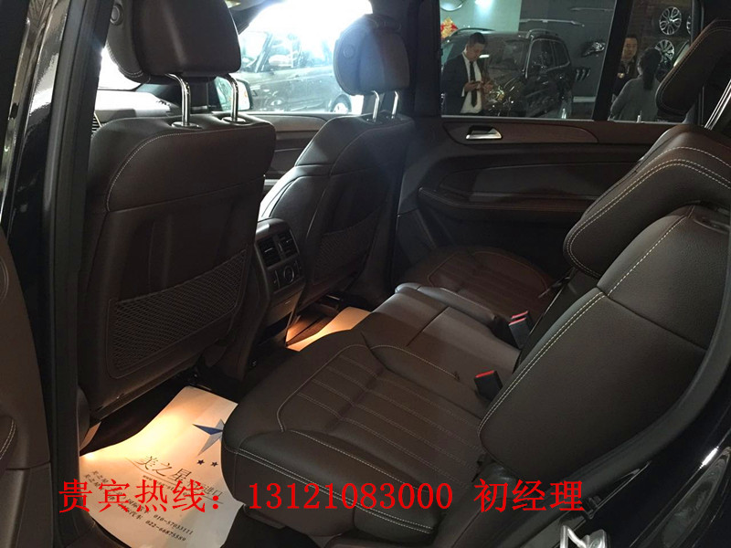 2017款加规奔驰GLS450黑色七座AMG前后包围北京店现车 2017款加规版奔驰GLS450黑色北京现车