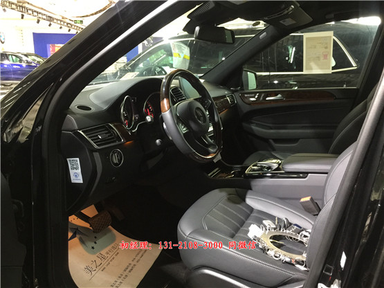 2017款美规版奔驰GLS450黑色高配北京现车