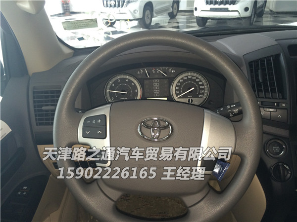 丰田中东版兰德酷路泽4000     15902226165王经理